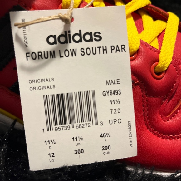 South Park (Cartman) adidas size 11.5 ( new BNIB deadstock) - Picture 8 of 8